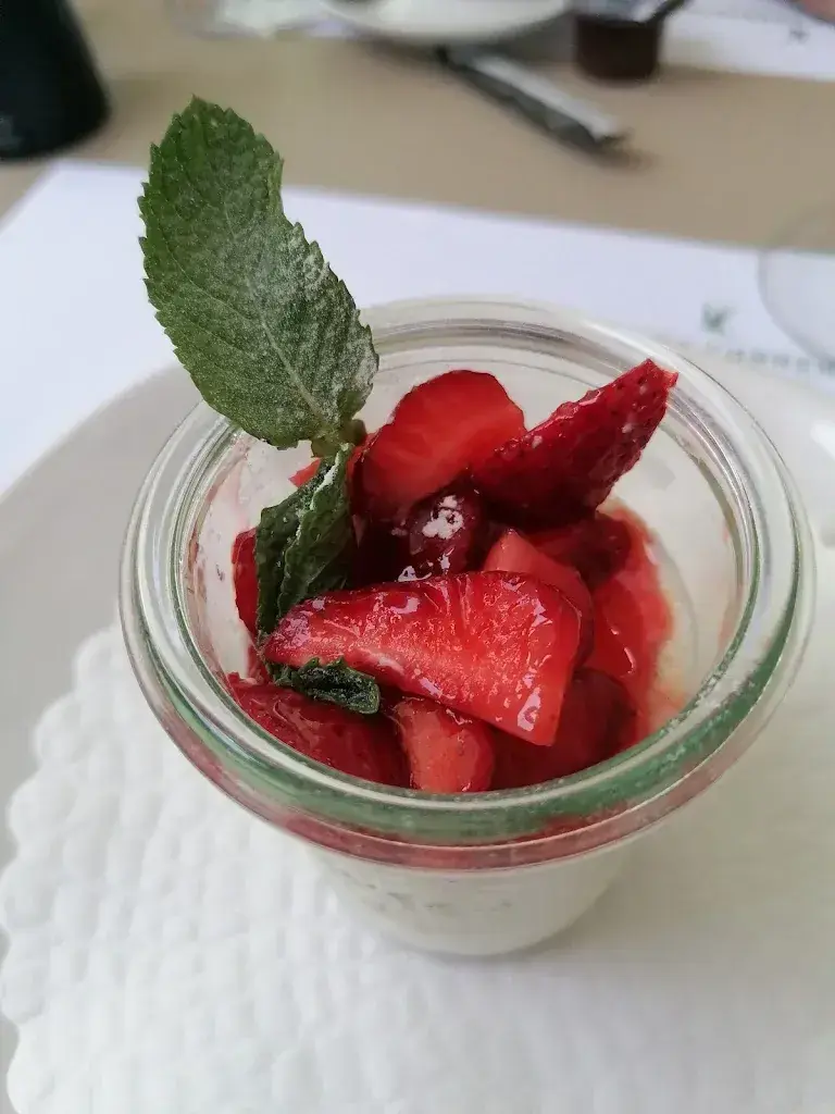 Martina W._Contra Corrente Restaurant Café Rooftop Bar_Bern_review