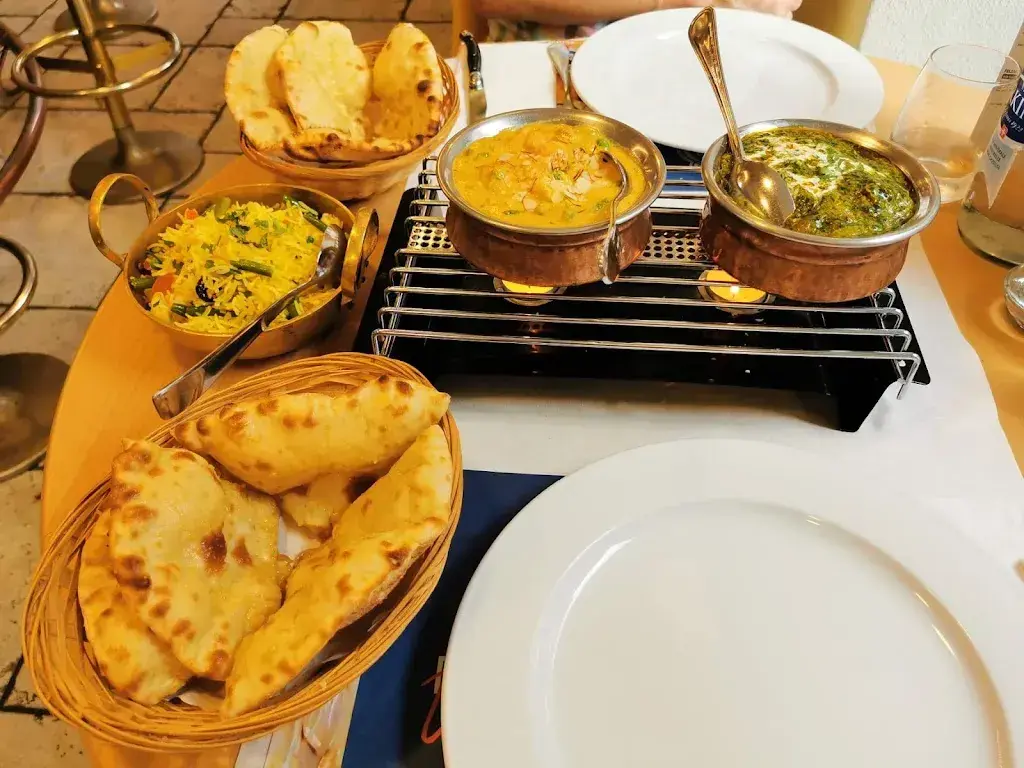 Ashoka Palace Restaurant in Lachen