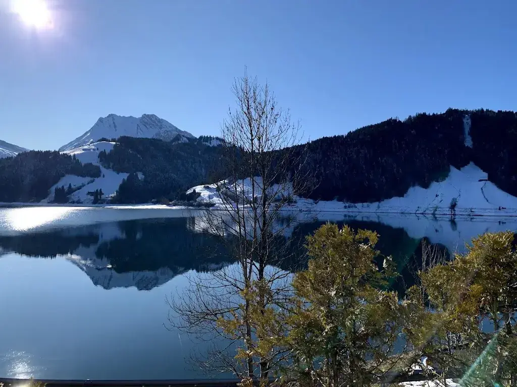 Sandro Della Rossa_Bistro am See_Innerthal_avis