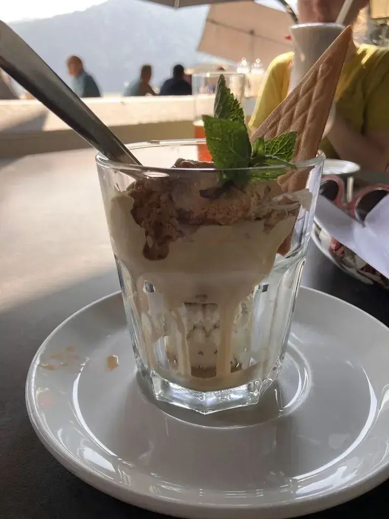 Olivier Pinpin_Restaurant Seeblick_Innerthal_avis