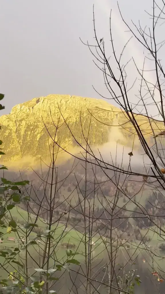 Mansour Mansouri_Au_Innerthal_review