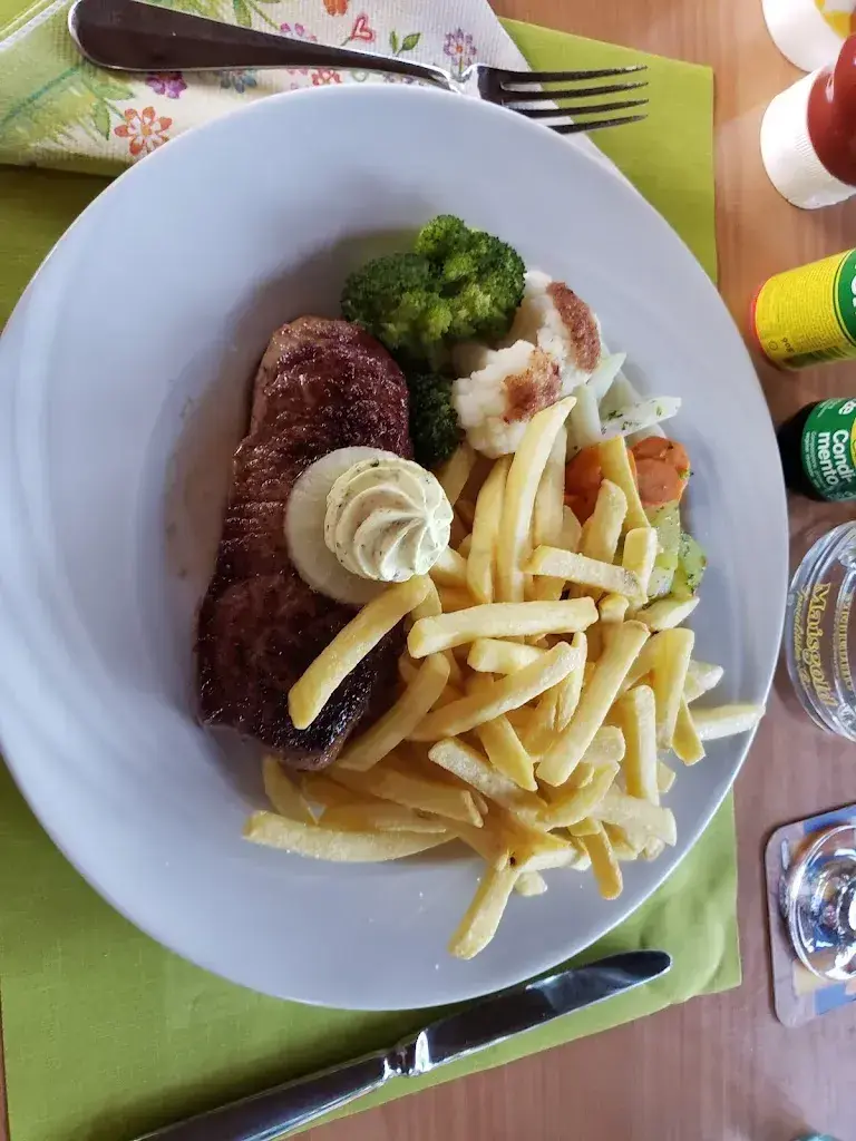 Myrna Nieves_Restaurant Hirschen_Wangen_review