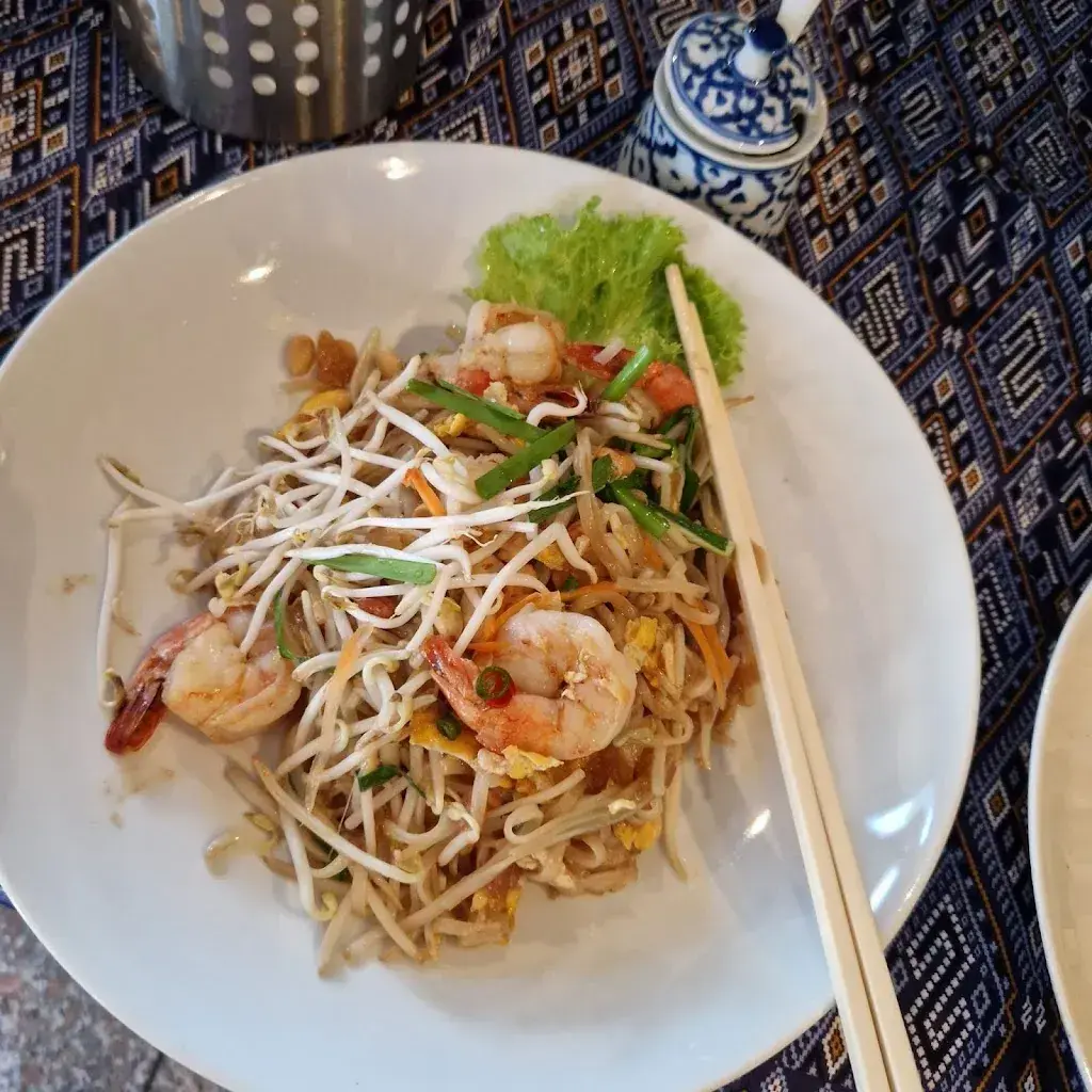 Fischinger Benjamin_ThaiLoei Restaurant_Buttikon_review