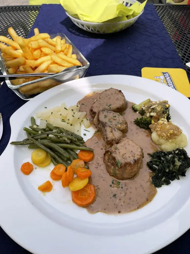 Elisabeth H._Restaurant Flüebödeli_Vorderthal_avis