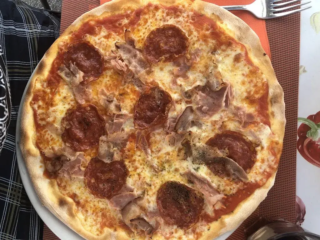 Menu_Restaurant zur alten Post / Pöstli_Tuggen_immagine_9