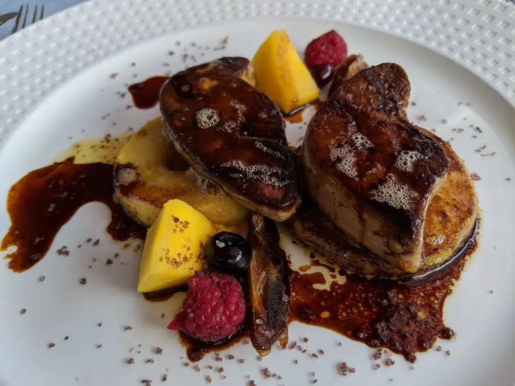 Eric Tholomé_Restaurant Zugersee Lido_Walchwil_avis