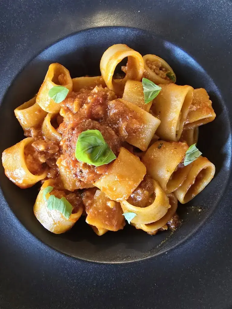 Michel.d_Caterina Bar Ristorante Pizzeria_Uznach_avis