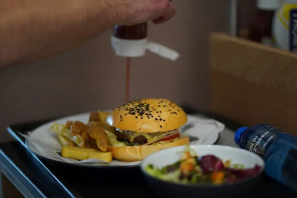 Menu_Restaurant HIGH-TECH_Schmerikon_image_2