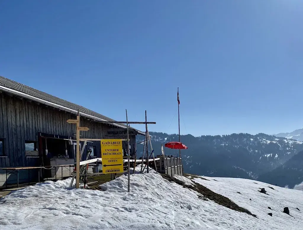 Reto Keller_Gadäbeiz Brüschrain_Alpthal_review