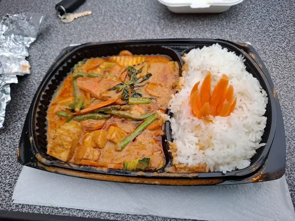 Florian S_RUEN RATTAYA_Goldau_avis