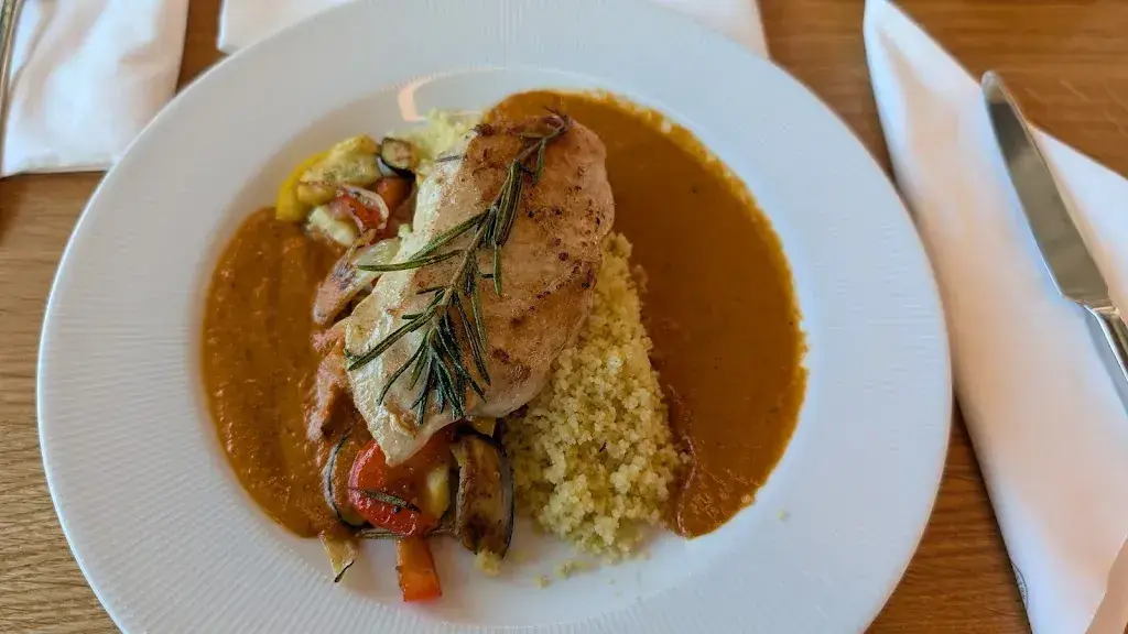 Andrija Feljan_Restaurant BUBO_Goldau_review