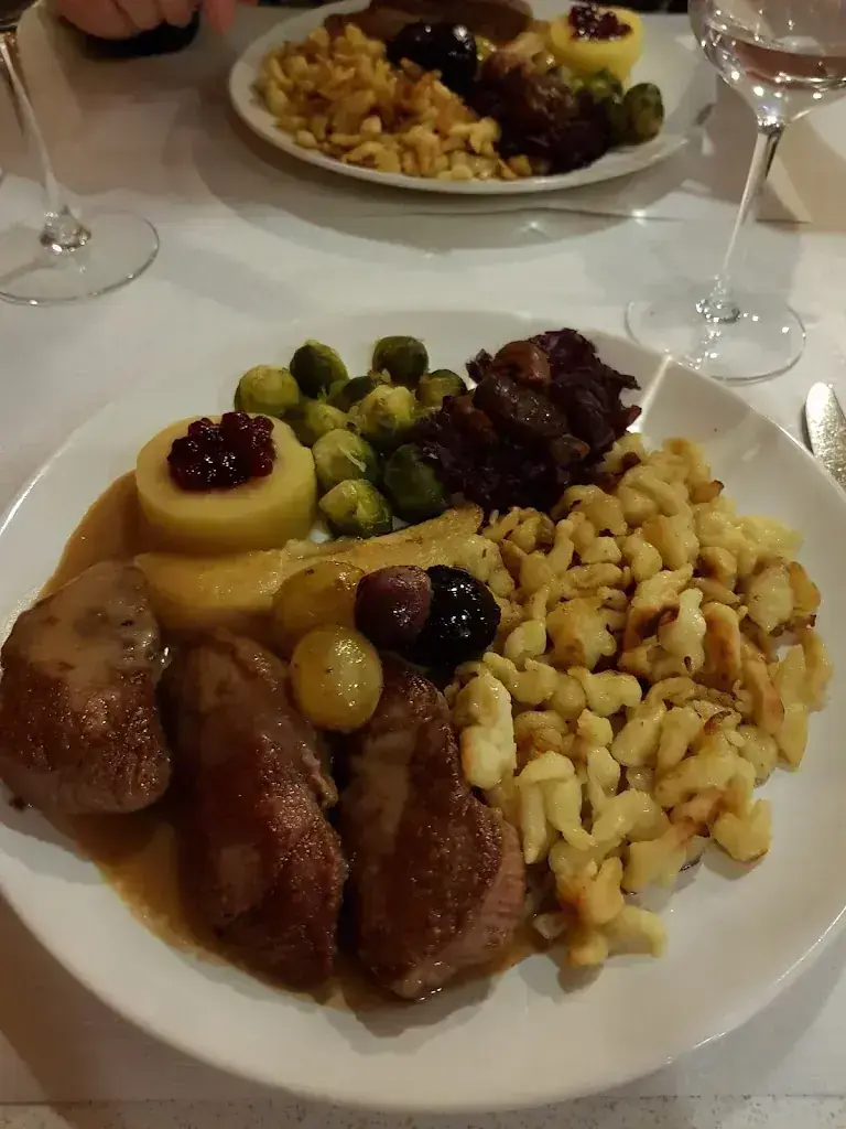 Angelika Rüegg_Restaurant Engel_Arth_review