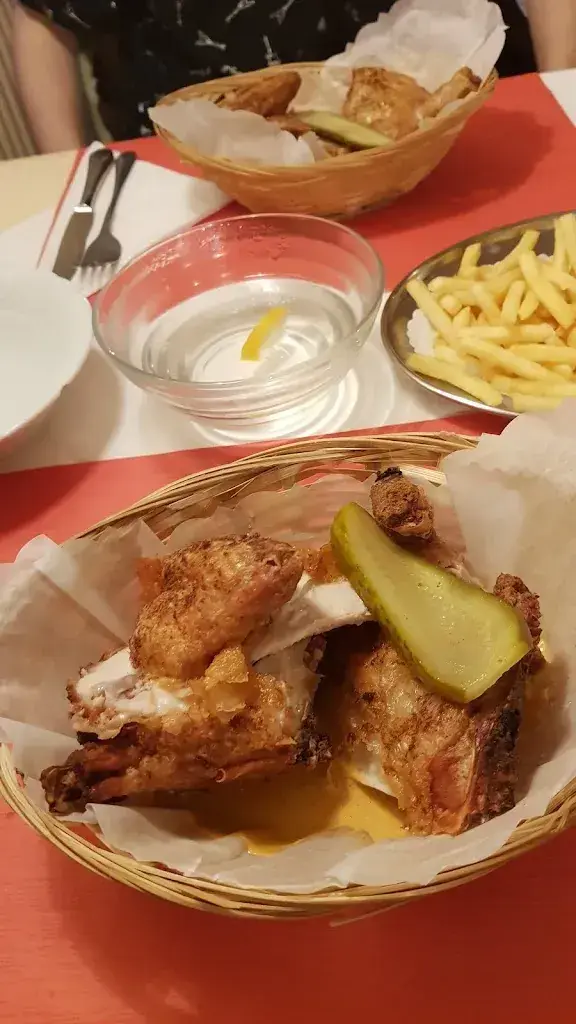 Minju Kim_Gasthaus Kreuz Seewen/SZ_Seewen_review