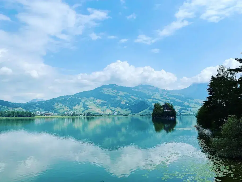 Karl Xavier_Seerestaurant Fischerstube_Lauerz_review