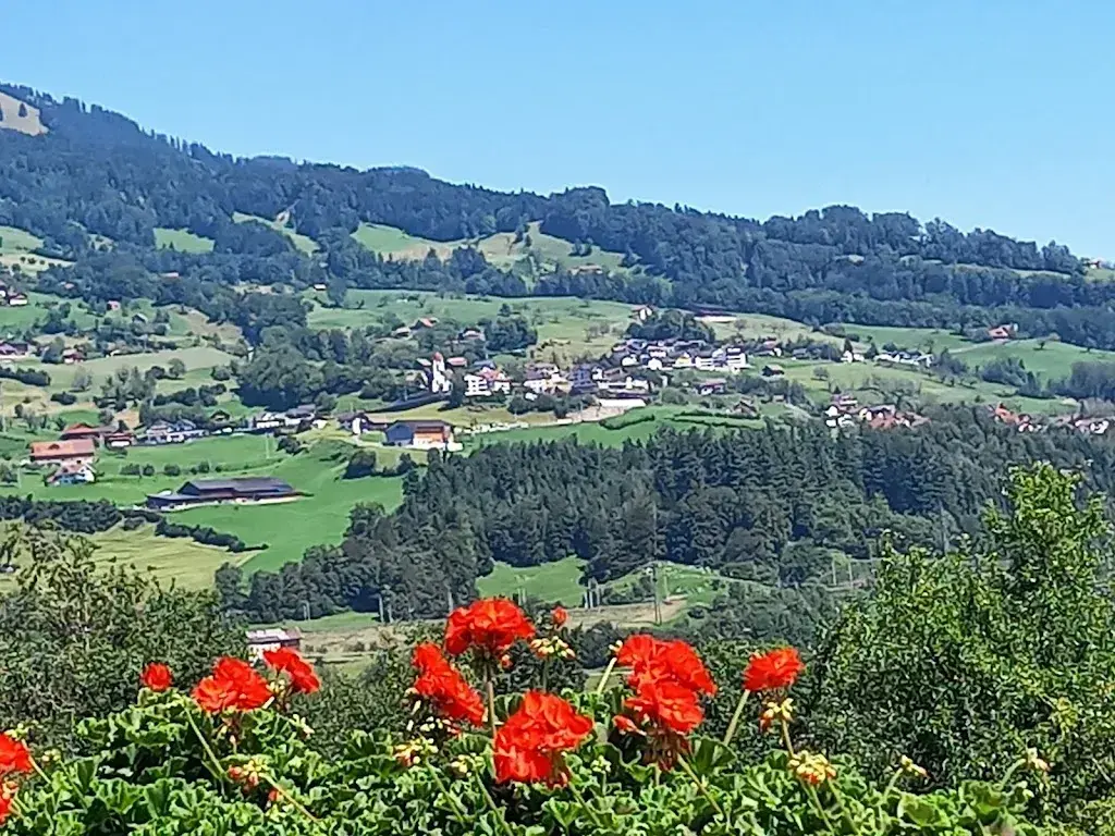 Edelgard Runkel_Waage_Goldau_review