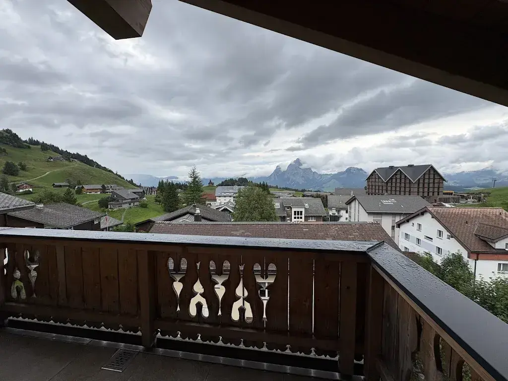 Stewart White_Caschu Alp - Boutique Design Hotel | Gourmet Restaurant_Stoos_avis