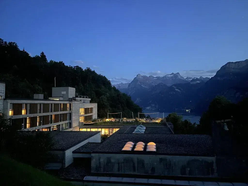 Zharov Alexander_Mattli Antoniushaus Seminar- und Bildungszentrum_Morschach_review