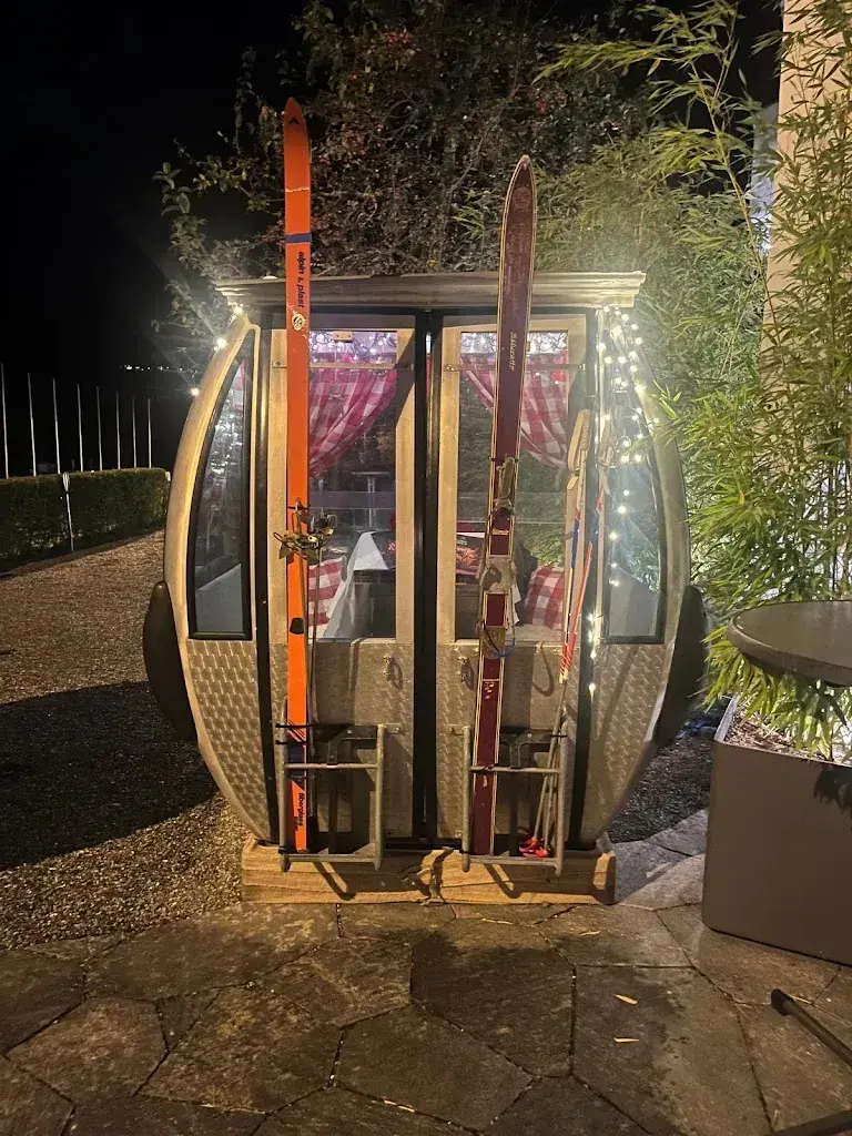 martin kaufmann_Fondue Gondeln_Morschach_review