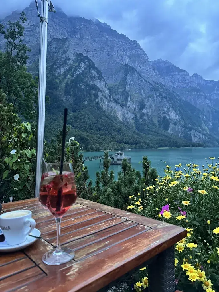 Isabella Butterworth_Hotel Rhodannenberg_Klöntal_review