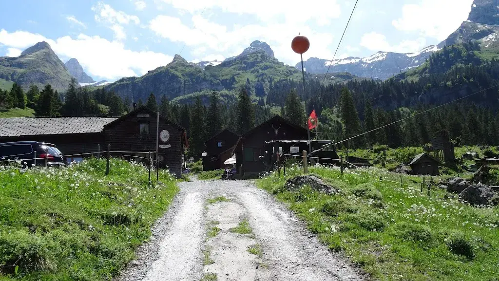 M. Portmann_Käsern-Alp_Glarus_review