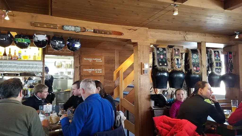 Christopher Hackl_Restaurant Stäfel_Oberiberg_avis