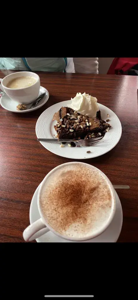 Vera B_Wildä Maa_Oberiberg_avis