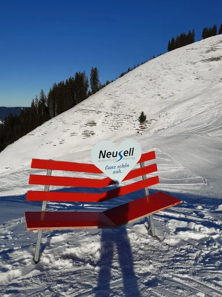 Guido Schmid_Neusell_Rothenthurm_review