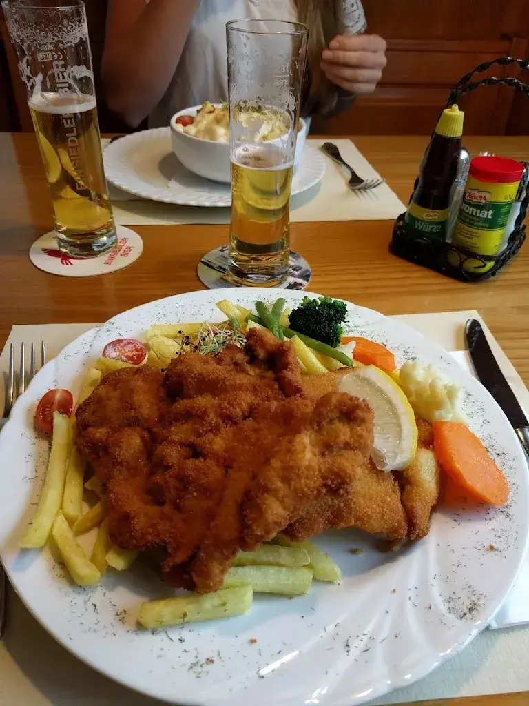 A Karlberg_Restaurant Ochsen_Rothenthurm_review