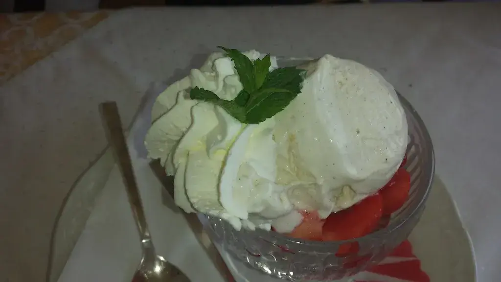 Menu_Hotel-Restaurant Eierhals Royal_Morgarten_image_4