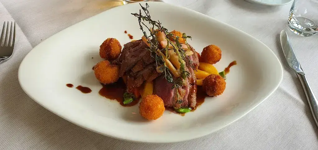 Aldo Pierucci_Restaurant Hirschen_Oberägeri_review