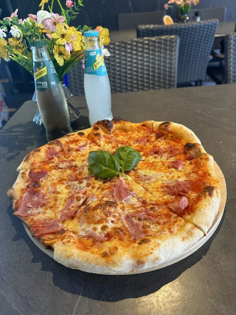 Kristof Lakatos_Restaurant Schornen_Sattel_recensione