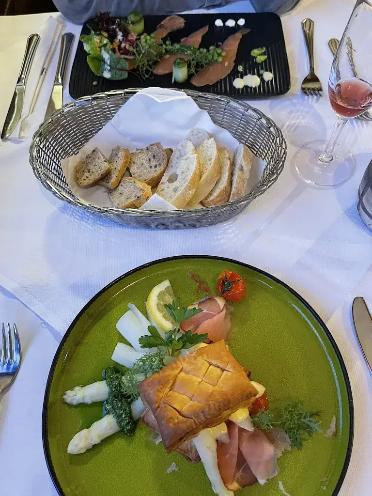 Menu_Hirschen Steinen_Steinen_imagen_4