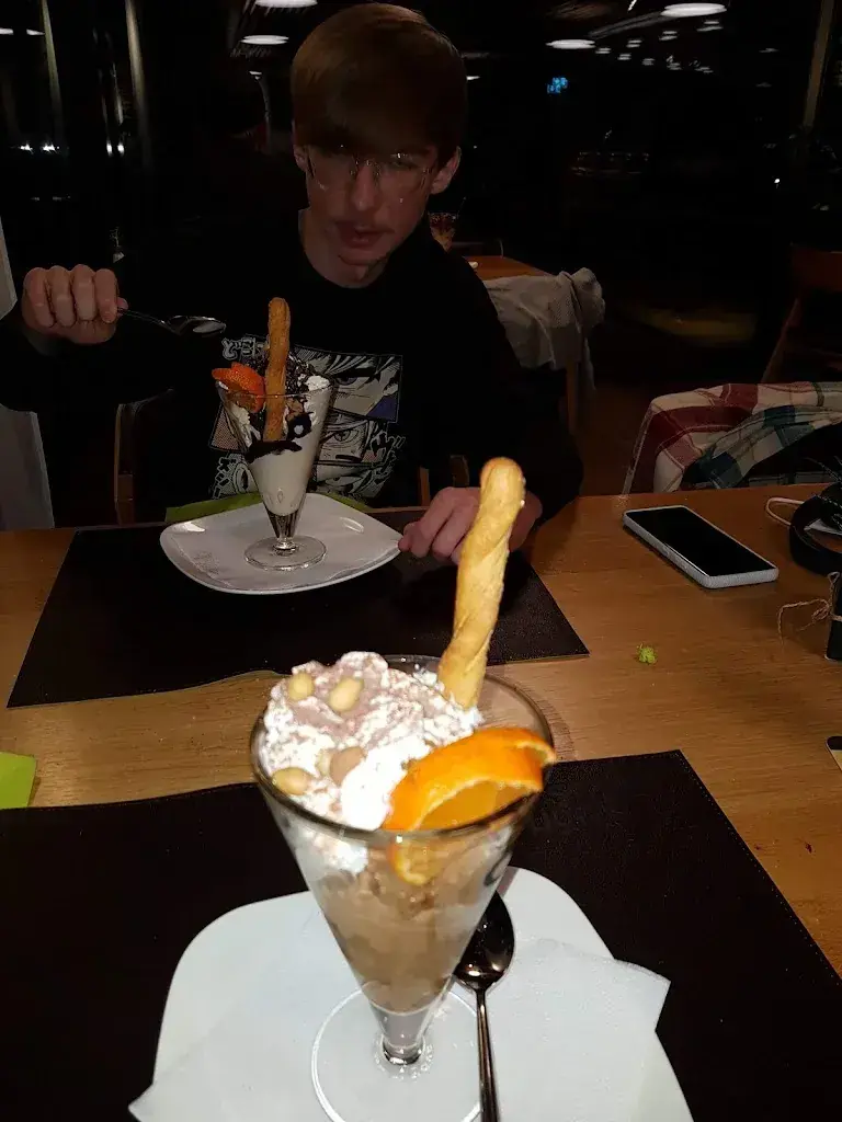 Menu_Husmatt Restaurant Pizzeria da Seriana & Maurizio_Steinen_image_9