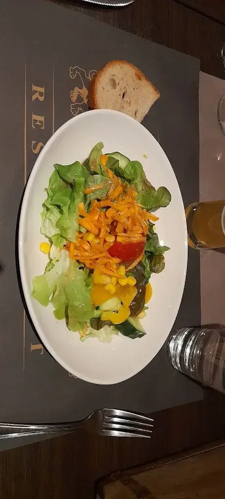 Iten Michael_Diti & Nisi Restaurant_Ibach_review