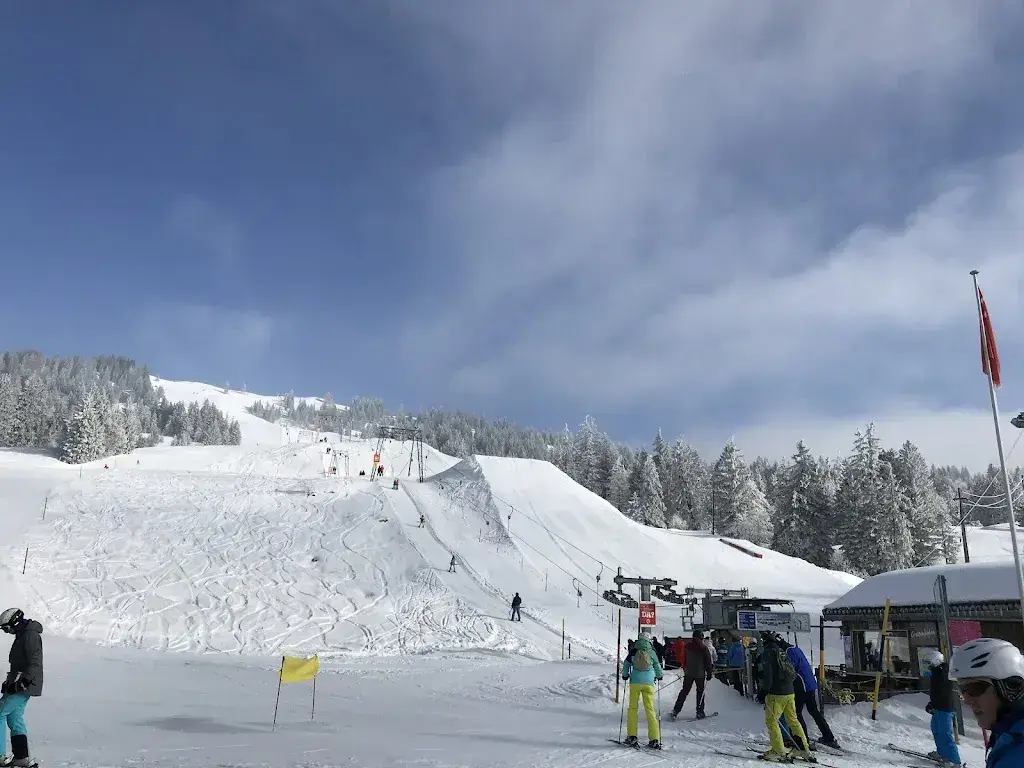 Erwin Kaufmann_Pistenrestaurant Grossenboden_Rickenbach_review