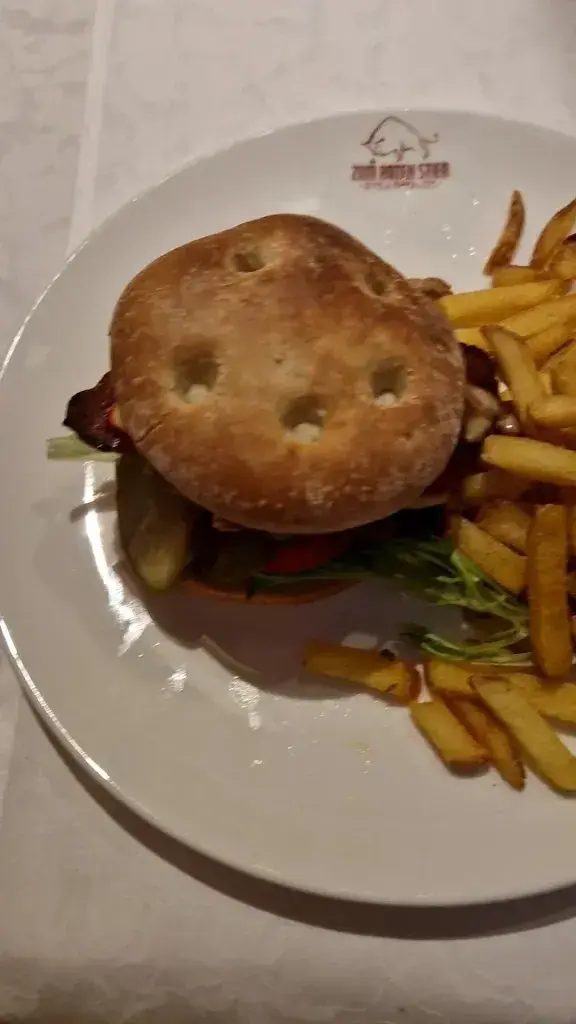 Pumalino_Steakhouse zum Roten Stier_Melchtal_review