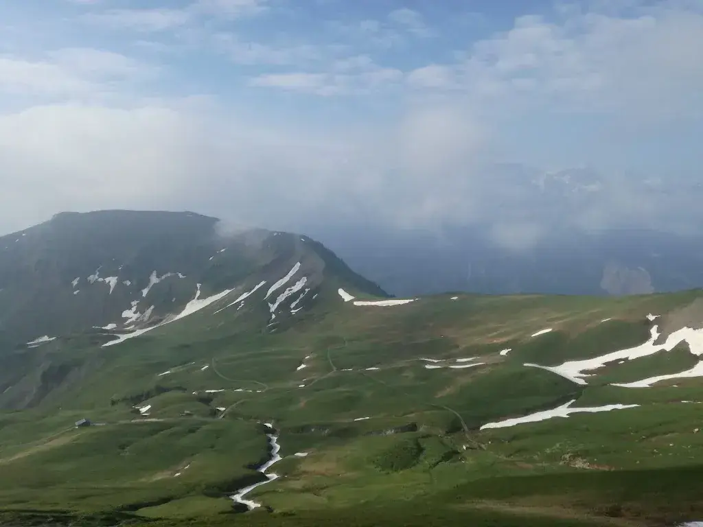 Zsolt István_Berghaus Schönbüel_Lungern_avis