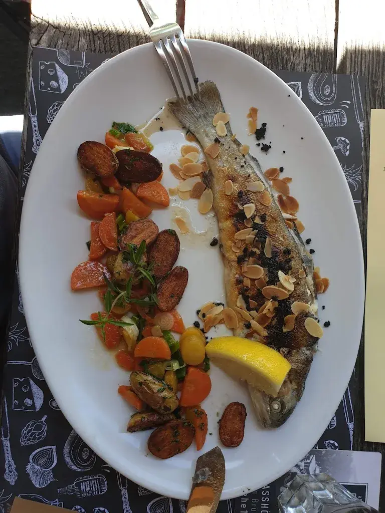 Menu_Hotel Kaiserstuhl am Lungernsee_Bürglen_image_5