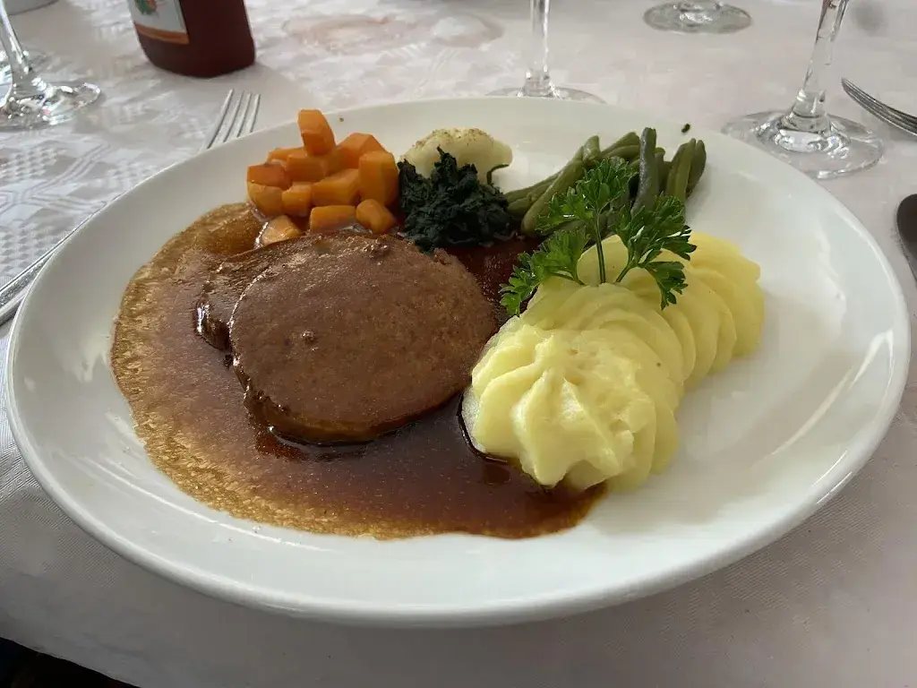 Michael Keller_Bahnhof_Sachseln_Bewertung