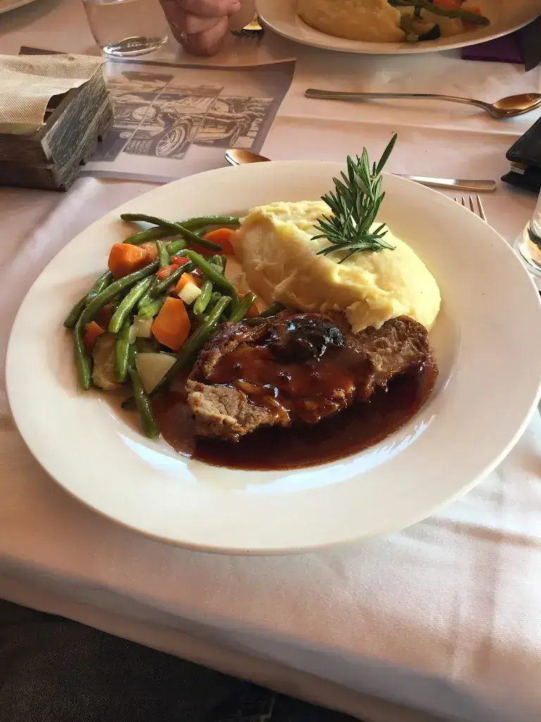 Matt Tschanz_Restaurant Rössli_Stalden_review