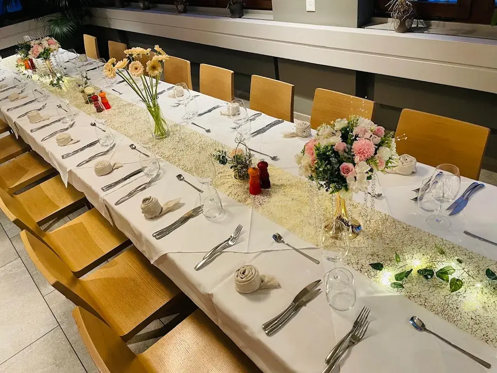 Kubik Interior Designing_Hotel Restaurant Ackersand_Stalden_review