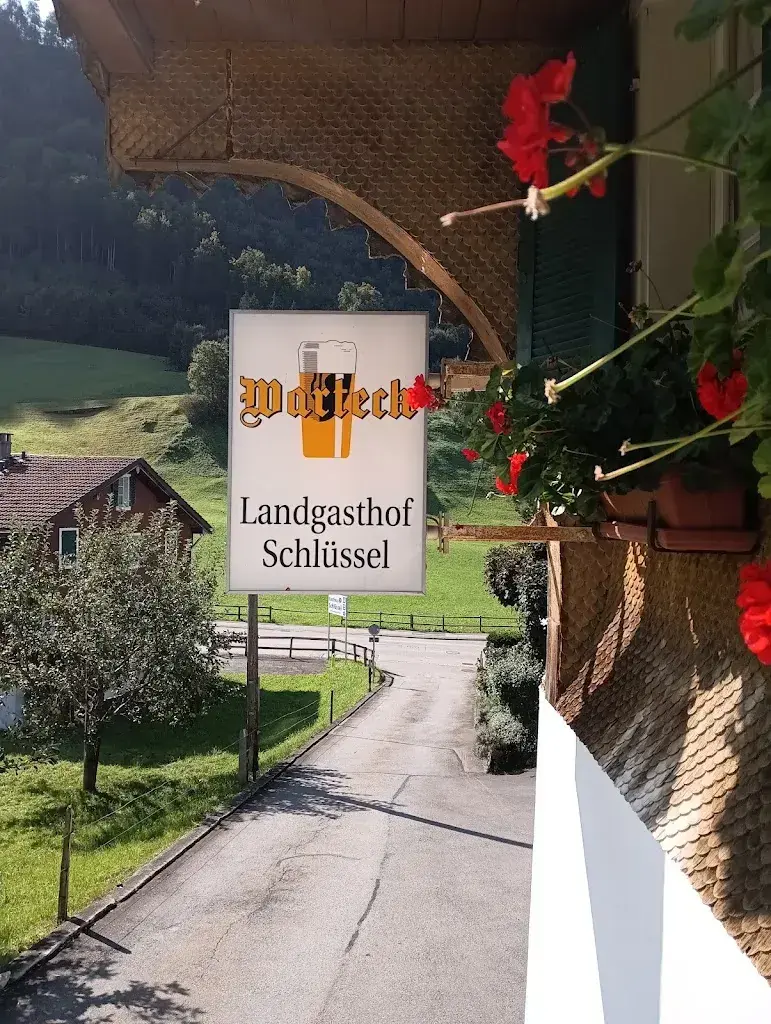 Hyla Česká republika_Restaurant Schlüssel_Emmetten_avis