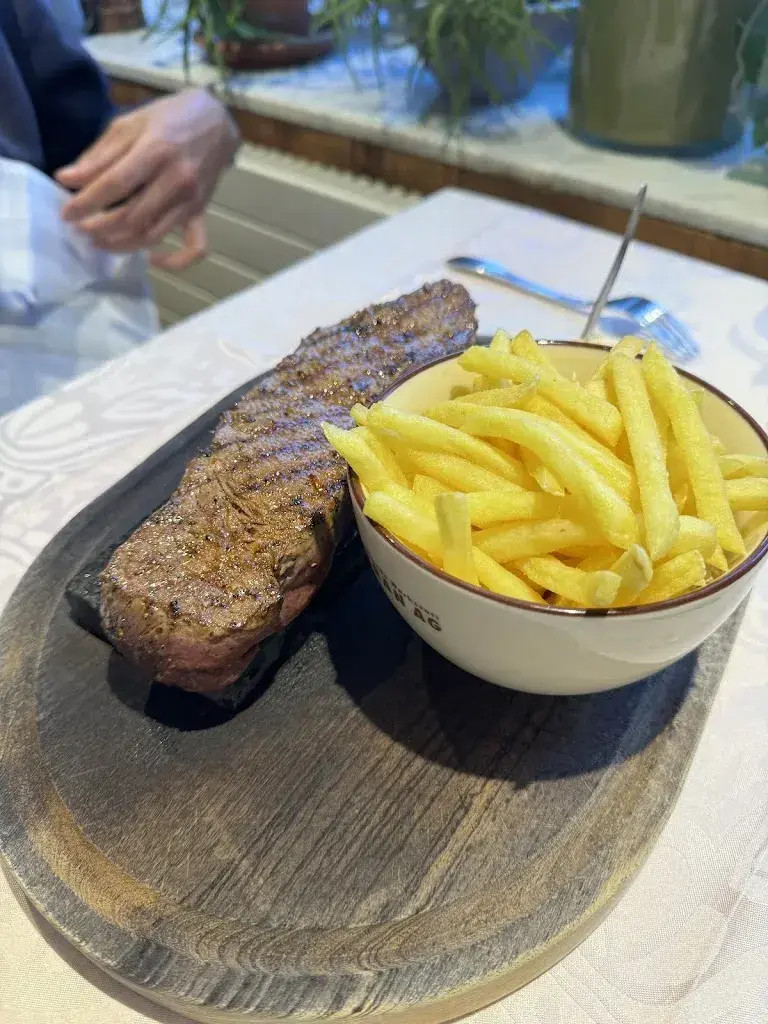 Liz Y_Hirschen_Buochs_review