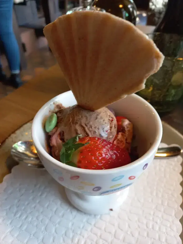 Inga Rjazanova_Ristorante Giessenhof_Dallenwil_avis