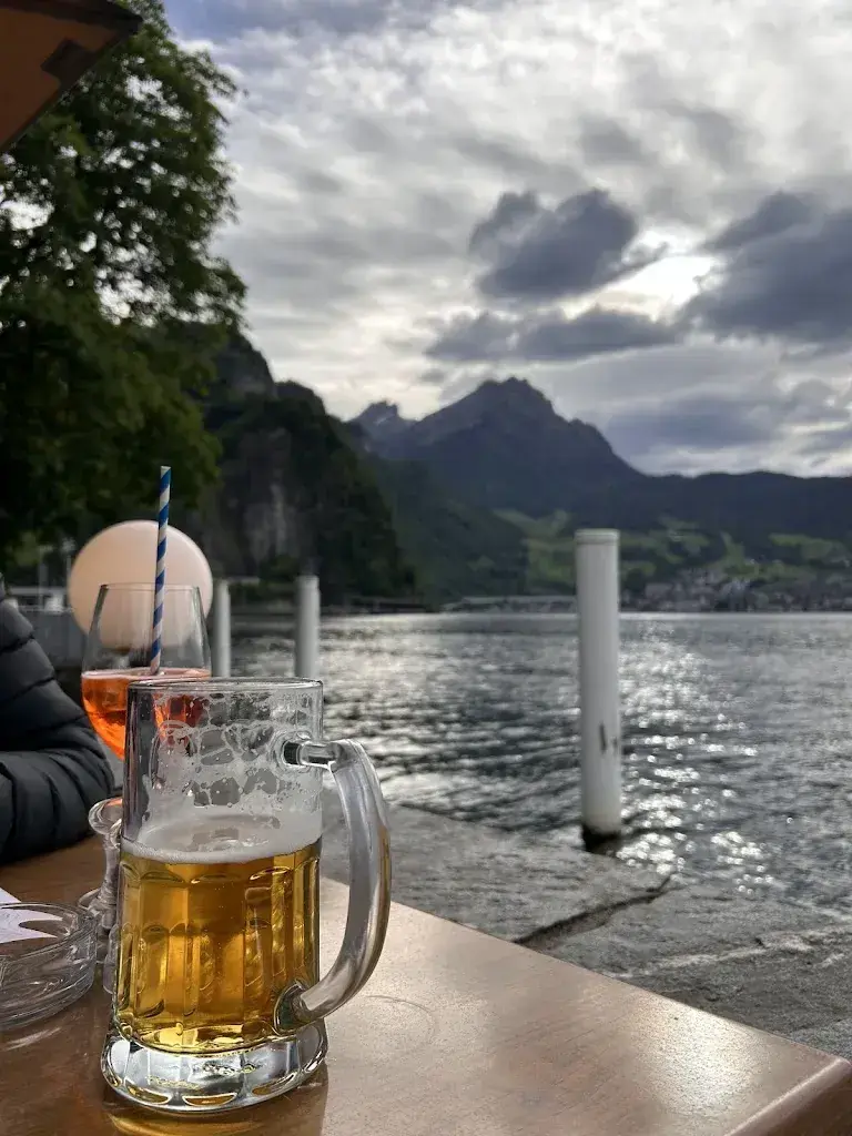 Luke Basson_Hafenrestaurant_Stansstad_review