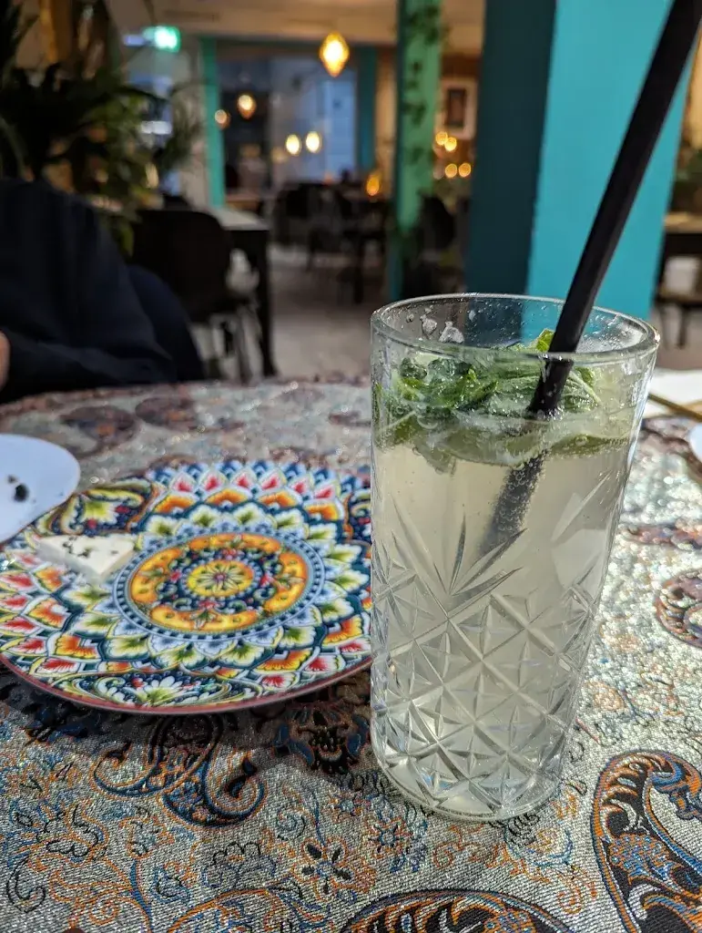 Menu_Farah Café & Restaurant_Stans_image_9