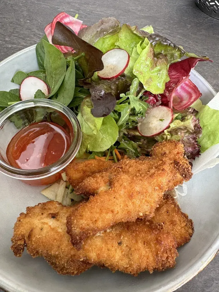 Levi Elekes_Wirtschaft zur Rosenburg Höfli_Stans_review