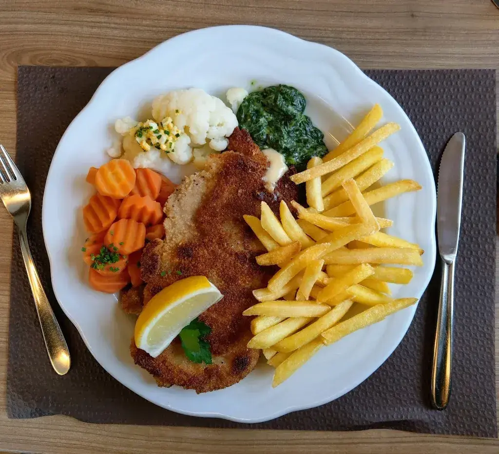 Alfred Widmer_Restaurant Schlüssel, Büren_Oberdorf_avis