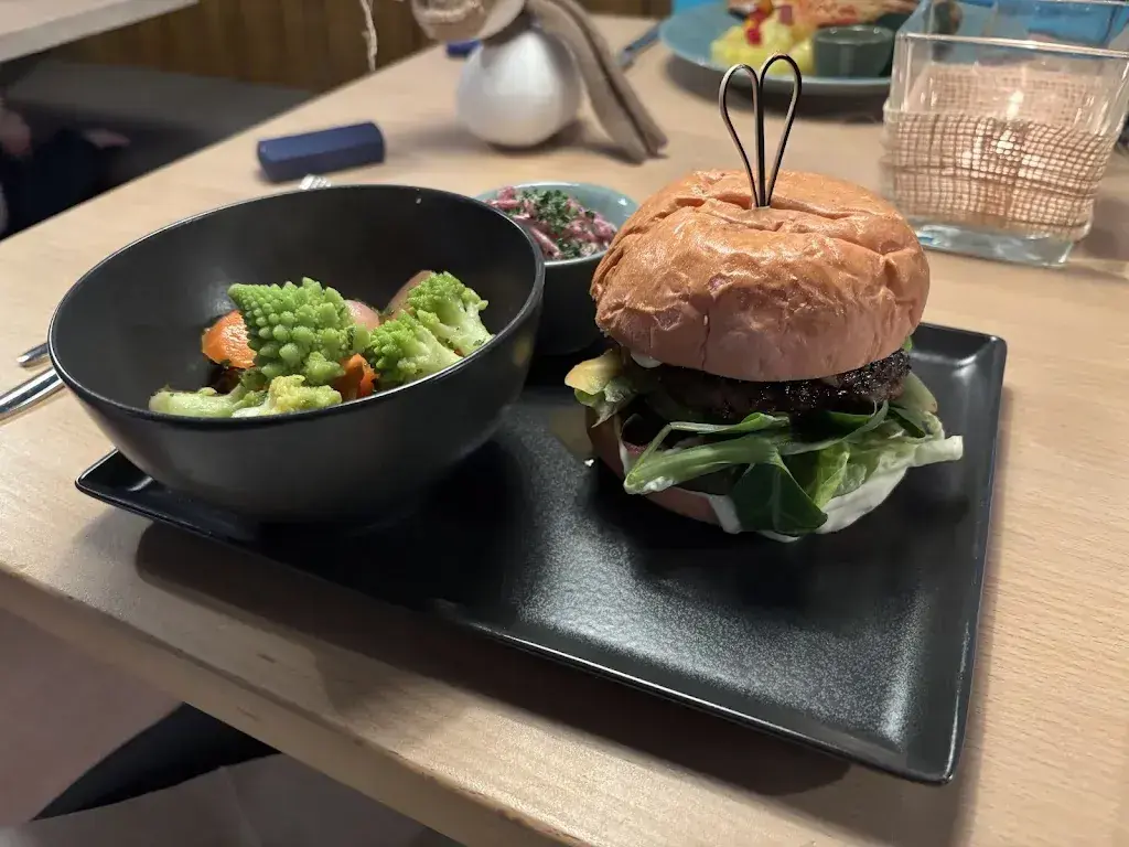 Beltran Mata_Hotel Alpina Einhorn_Wolfenschiessen_review