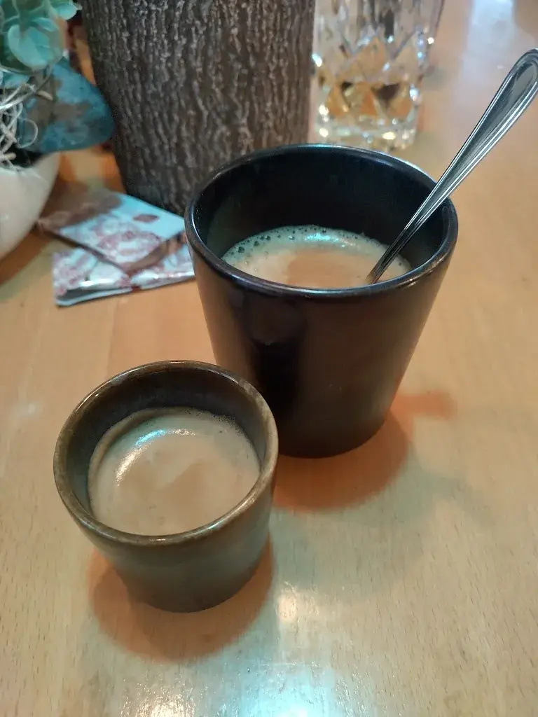 Taisto_Naturfreundehaus Fronalp_Mollis_recensione